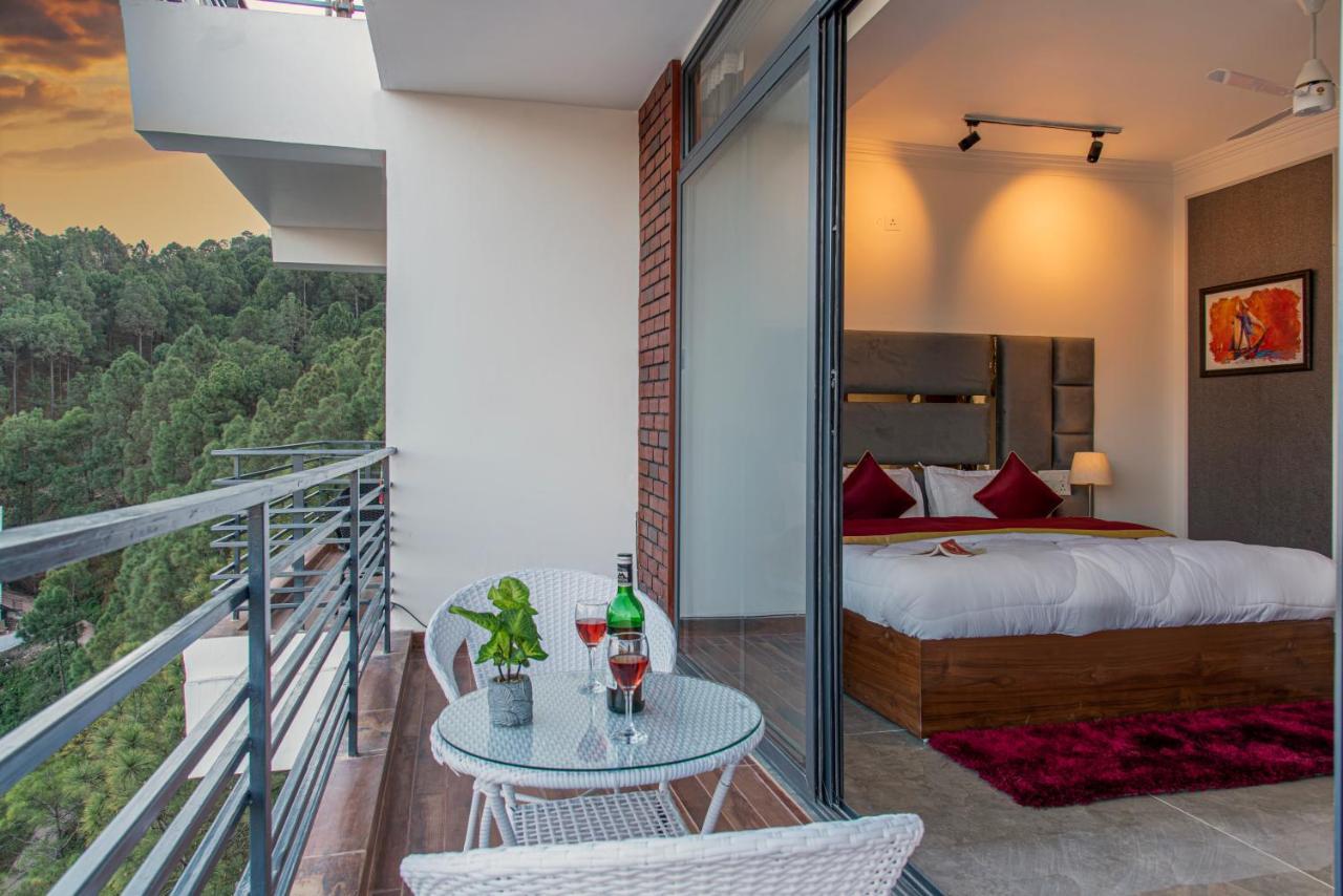 Bed and Breakfast Hillcrest Heights Касаулі Екстер'єр фото