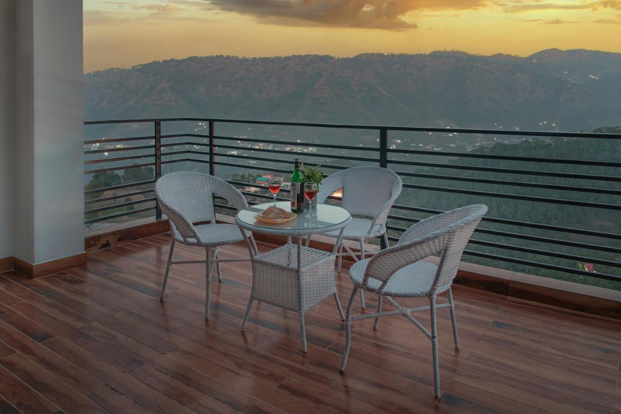 Bed and Breakfast Hillcrest Heights Касаулі Екстер'єр фото